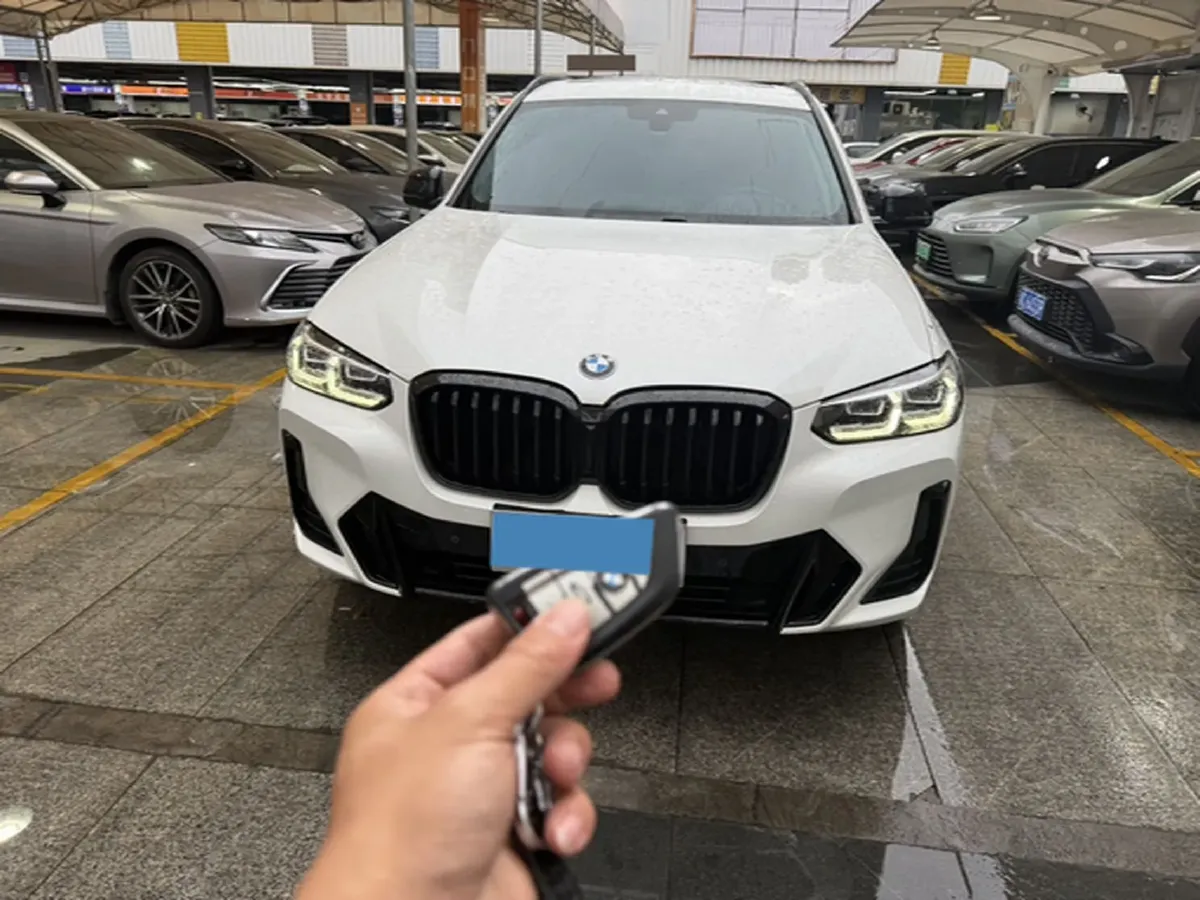 2022 BMW X3 2.0T 252HP L4 8AT,autocango,china used car exporter,china ev exporter,chinese used car exporter,chinese used ev exporter
