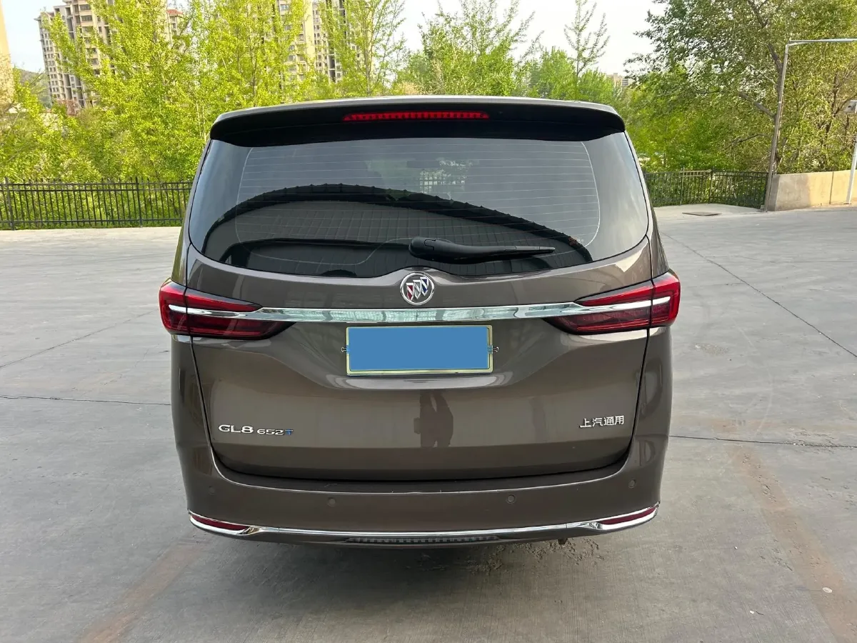 2022 Buick GL8 2.0T 237HP L4 9AT,autocango,china used car exporter,china ev exporter,chinese used car exporter,chinese used ev exporter