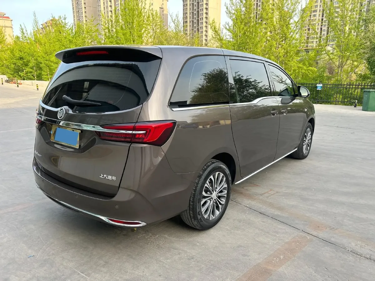 2022 Buick GL8 2.0T 237HP L4 9AT,autocango,china used car exporter,china ev exporter,chinese used car exporter,chinese used ev exporter