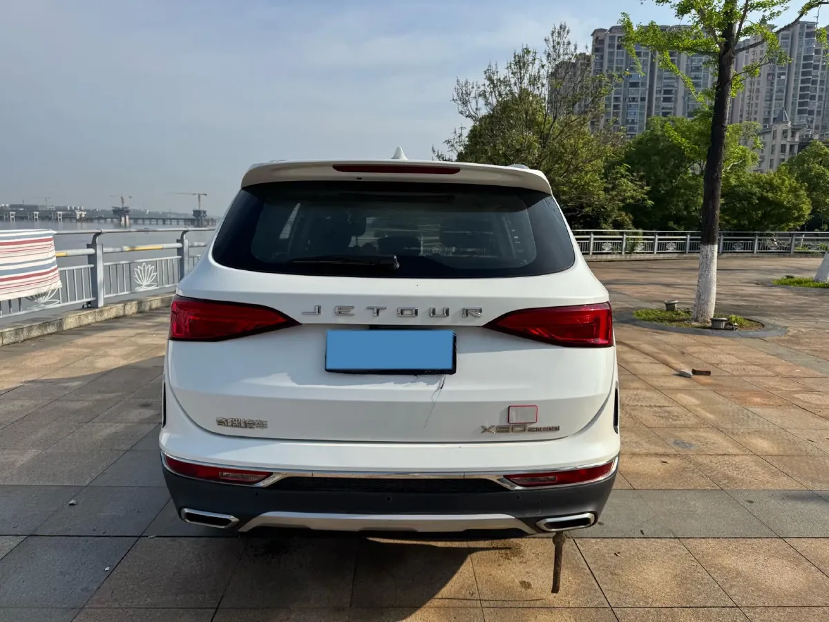 2020 Jetour X90 1.6T 197HP L4 7DCT,autocango,china used car exporter,china ev exporter,chinese used car exporter,chinese used ev exporter