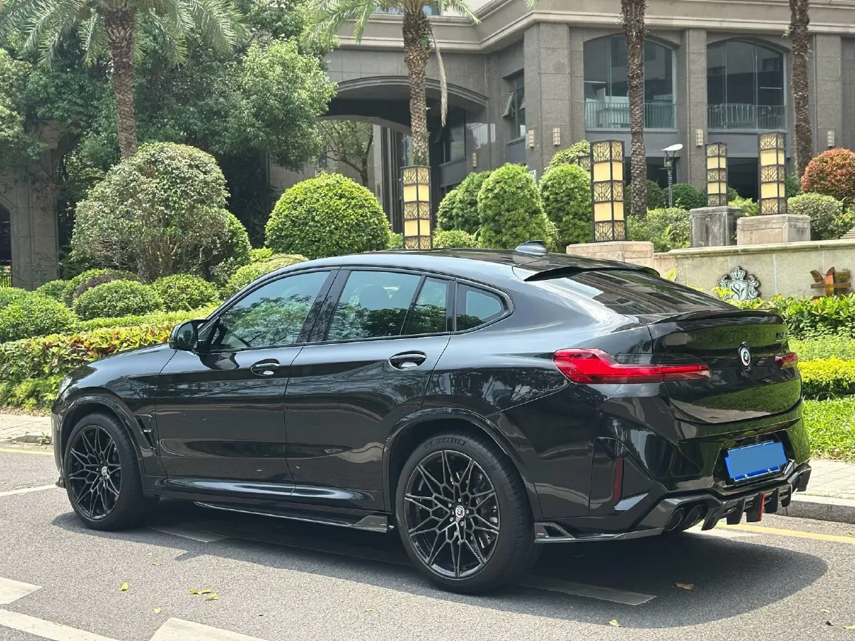 2022 BMW X4 M 3.0T 510HP L6 8AT,autocango,china used car exporter,china ev exporter,chinese used car exporter,chinese used ev exporter