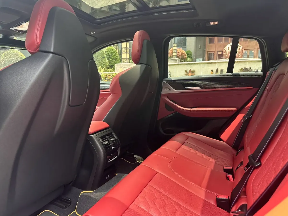 2022 BMW X4 M 3.0T 510HP L6 8AT,autocango,china used car exporter,china ev exporter,chinese used car exporter,chinese used ev exporter