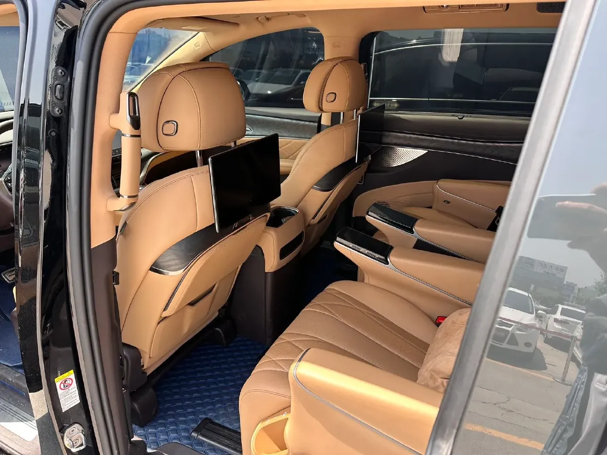 2025 Denza D9 1.5T 156HP L4 E-CVT PHEV 40KWH,autocango,china used car exporter,china ev exporter,chinese used car exporter,chinese used ev exporter