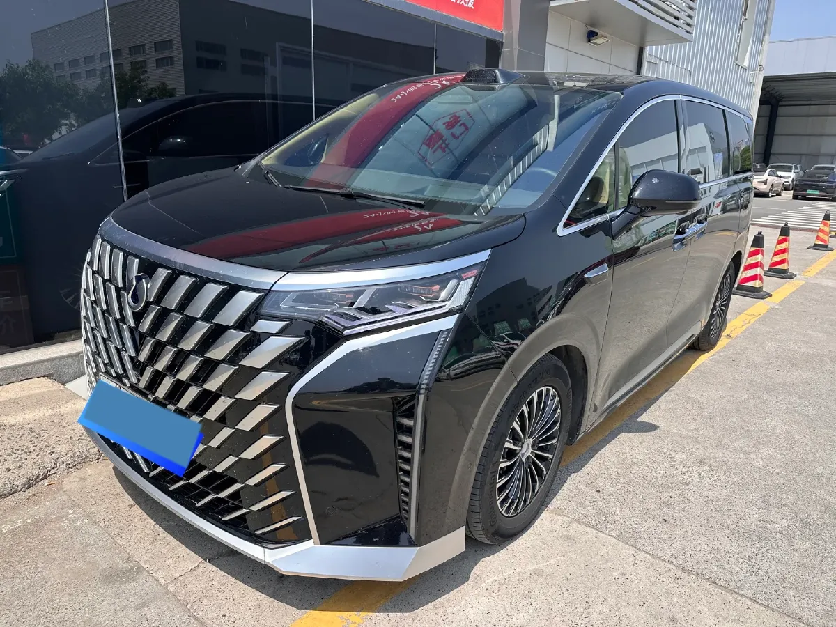2025 Denza D9 1.5T 156HP L4 E-CVT PHEV 40KWH,autocango,china used car exporter,china ev exporter,chinese used car exporter,chinese used ev exporter