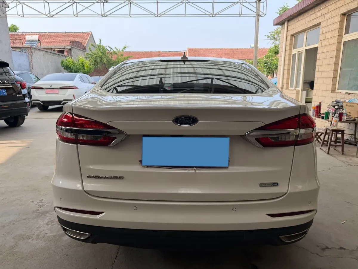 2020 Ford Mondeo 2.0T 207HP L4 6AT,autocango,china used car exporter,china ev exporter,chinese used car exporter,chinese used ev exporter