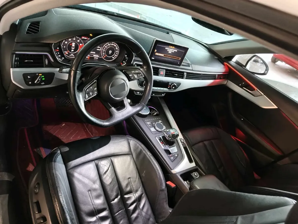 2019 Audi A4L 2.0T 190HP L4 7DCT,autocango,china used car exporter,china ev exporter,chinese used car exporter,chinese used ev exporter