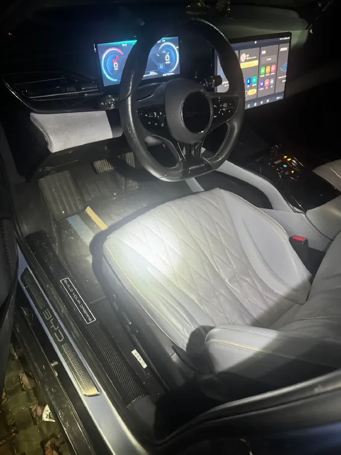 2022 AITO AITO M5 Range Extended 125HP REEV 40KWH,autocango,china used car exporter,china ev exporter,chinese used car exporter,chinese used ev exporter