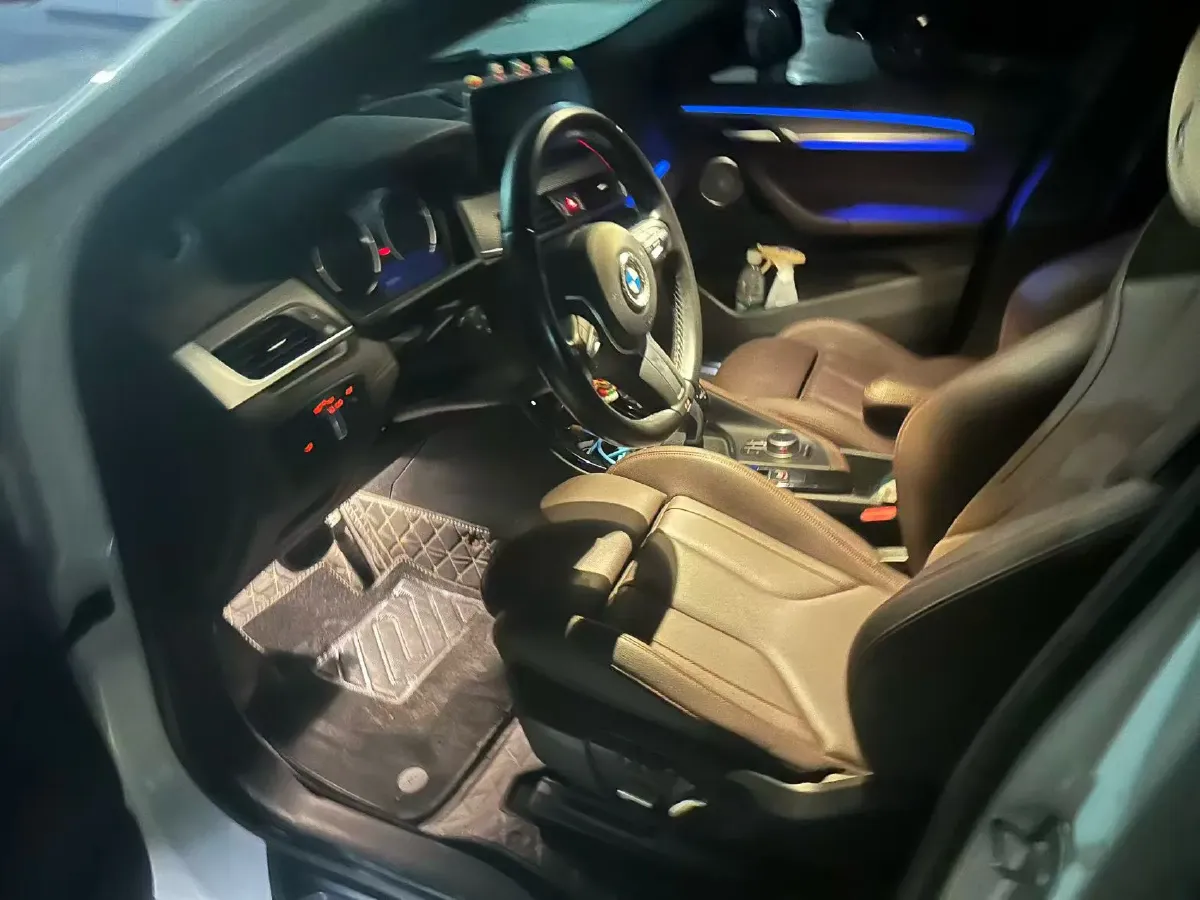 2022 BMW X2 2.0T 192HP L4 7DCT,autocango,china used car exporter,china ev exporter,chinese used car exporter,chinese used ev exporter