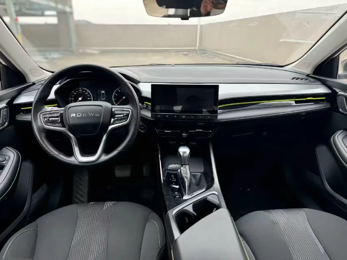 2021 Roewe i5 1.5L 120HP L4 CVT,autocango,china used car exporter,china ev exporter,chinese used car exporter,chinese used ev exporter