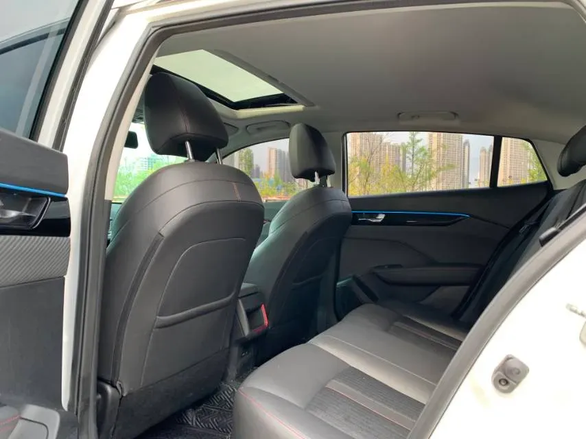 2021 DongFeng Aeolus YiXuan 1.5T 150HP L4 6DCT,autocango,china used car exporter,china ev exporter,chinese used car exporter,chinese used ev exporter