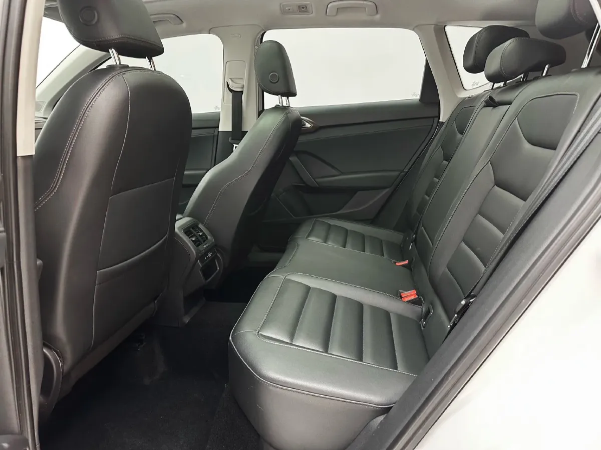 2022 Ford Transit 2.0T 202HP L4 6AT,autocango,china used car exporter,china ev exporter,chinese used car exporter,chinese used ev exporter