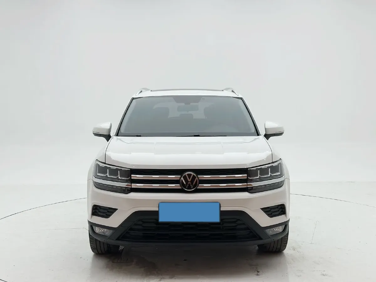 2022 Ford Transit 2.0T 202HP L4 6AT,autocango,china used car exporter,china ev exporter,chinese used car exporter,chinese used ev exporter