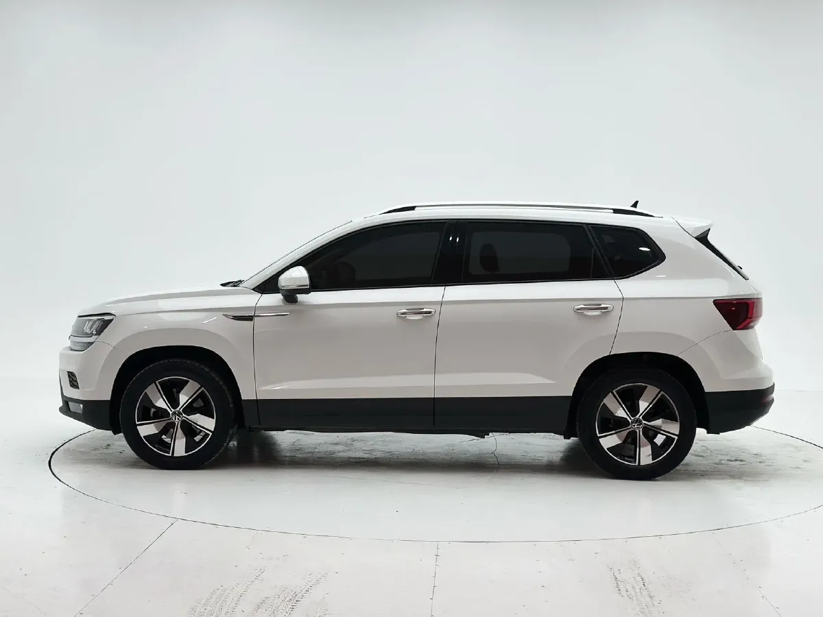 2022 Ford Transit 2.0T 202HP L4 6AT,autocango,china used car exporter,china ev exporter,chinese used car exporter,chinese used ev exporter