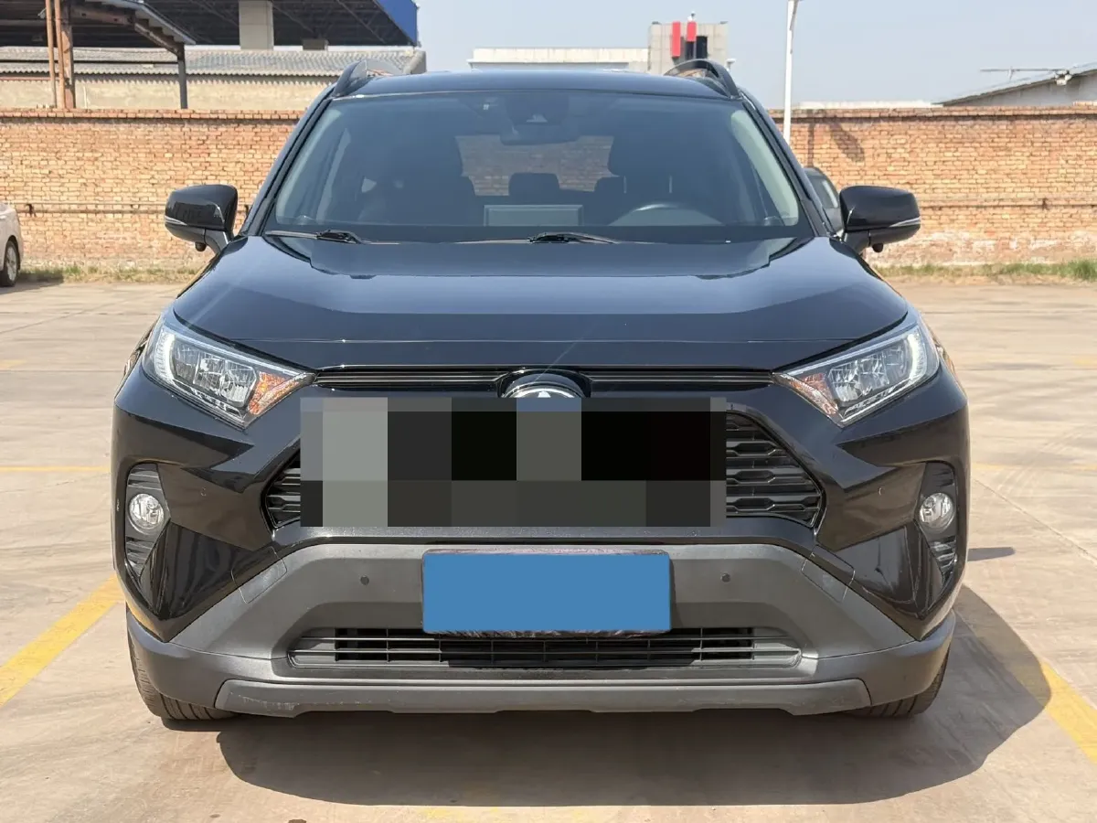 2021 Toyota RAV4 2.0L 171HP L4 CVT,autocango,china used car exporter,china ev exporter,chinese used car exporter,chinese used ev exporter