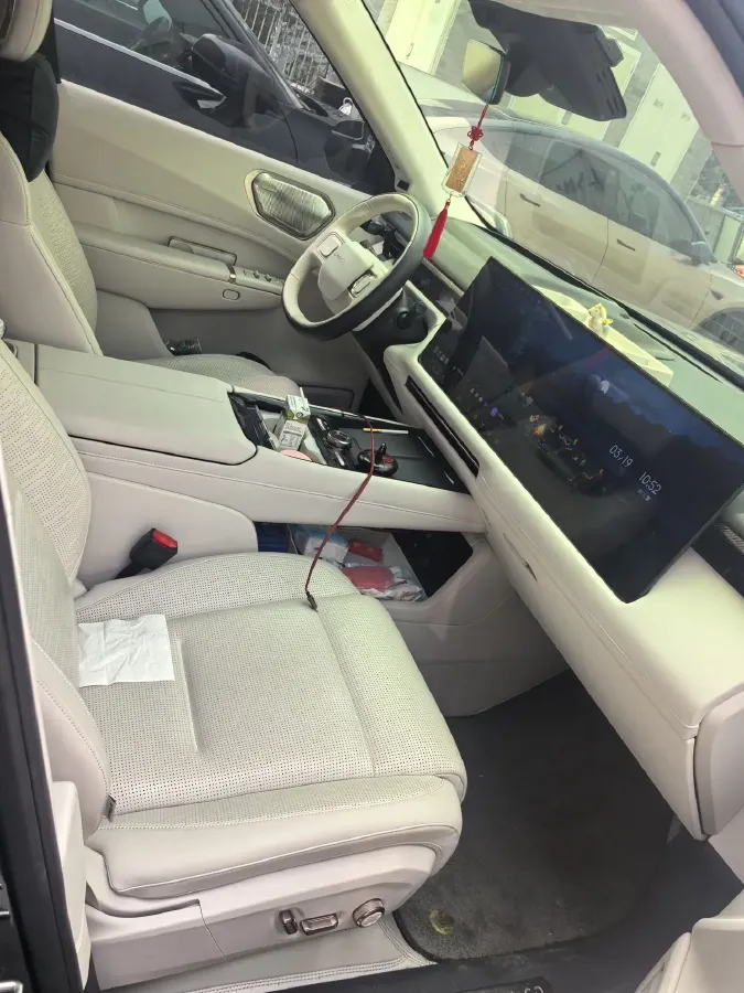 2025 LYNK&CO 900 2.0T 254HP L4 3DHT PHEV,autocango,china used car exporter,china ev exporter,chinese used car exporter,chinese used ev exporter