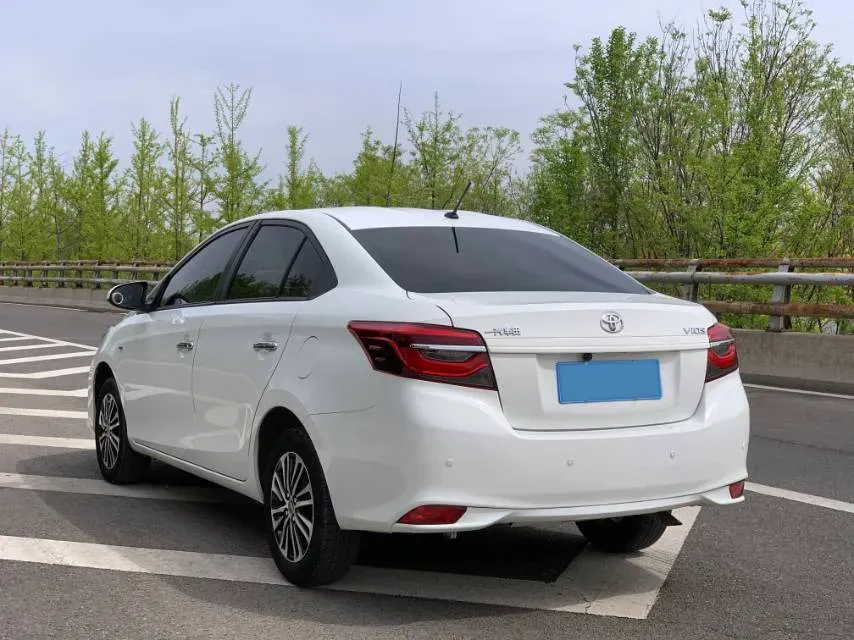 2022 Toyota Vios 1.5L 112HP L4 CVT,autocango,china used car exporter,china ev exporter,chinese used car exporter,chinese used ev exporter