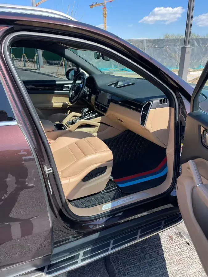 2022 Porsche Cayenne 3.0T 340HP V6 8AT,autocango,china used car exporter,china ev exporter,chinese used car exporter,chinese used ev exporter