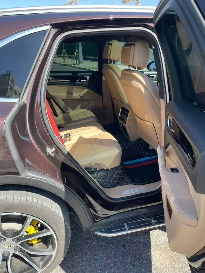 2022 Porsche Cayenne 3.0T 340HP V6 8AT,autocango,china used car exporter,china ev exporter,chinese used car exporter,chinese used ev exporter