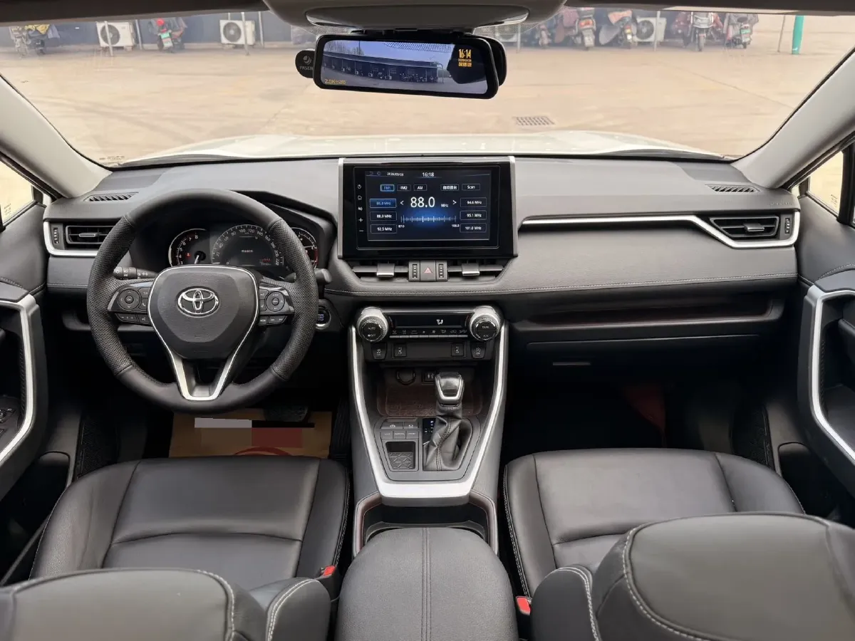 2020 Toyota RAV4 2.0L 171HP L4 CVT,autocango,china used car exporter,china ev exporter,chinese used car exporter,chinese used ev exporter