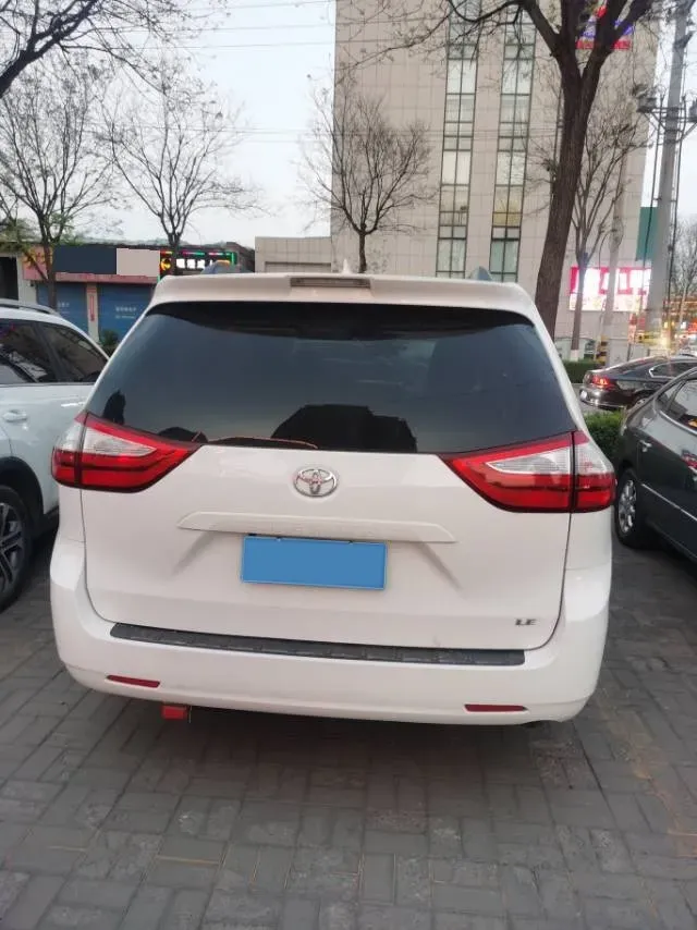 2019 Toyota Camry 2.0L 178HP L4 CVT,autocango,china used car exporter,china ev exporter,chinese used car exporter,chinese used ev exporter