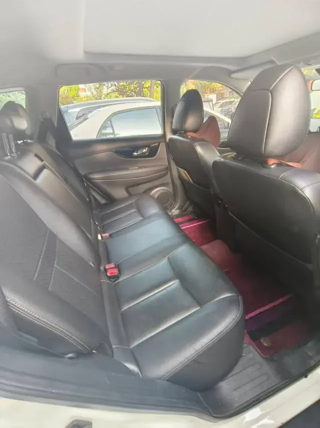 2021 Nissan X-Trail 2.0L 151HP L4 CVT,autocango,china used car exporter,china ev exporter,chinese used car exporter,chinese used ev exporter