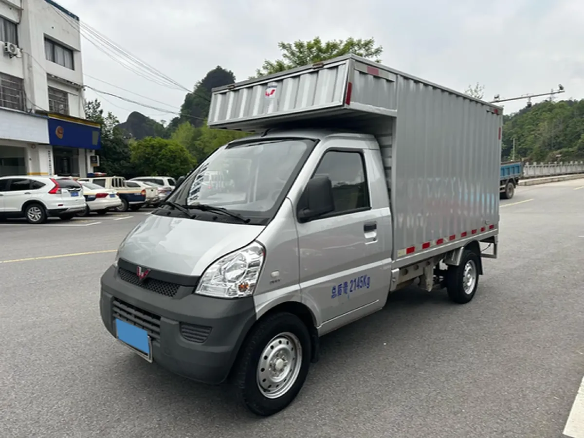 2021 WuLing RongGuang Mini Truck 1.5L 99HP L4 5MT,autocango,china used car exporter,china ev exporter,chinese used car exporter,chinese used ev exporter