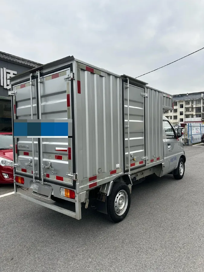 2021 WuLing RongGuang Mini Truck 1.5L 99HP L4 5MT,autocango,china used car exporter,china ev exporter,chinese used car exporter,chinese used ev exporter