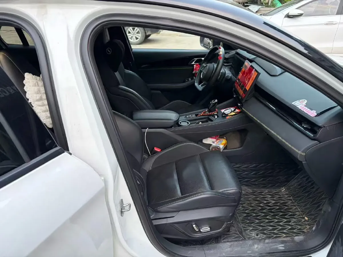 2023 LYNK&CO 03 2.0T 254HP L4 7DCT,autocango,china used car exporter,china ev exporter,chinese used car exporter,chinese used ev exporter