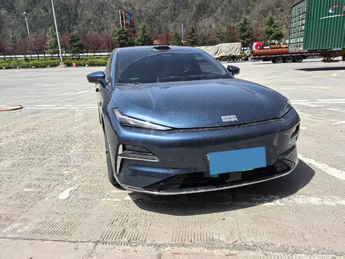 2025 Geely Galaxy Starshine 8 1.5T 163HP L4 3DHT PHEV 27.69KWH,autocango,china used car exporter,china ev exporter,chinese used car exporter,chinese used ev exporter
