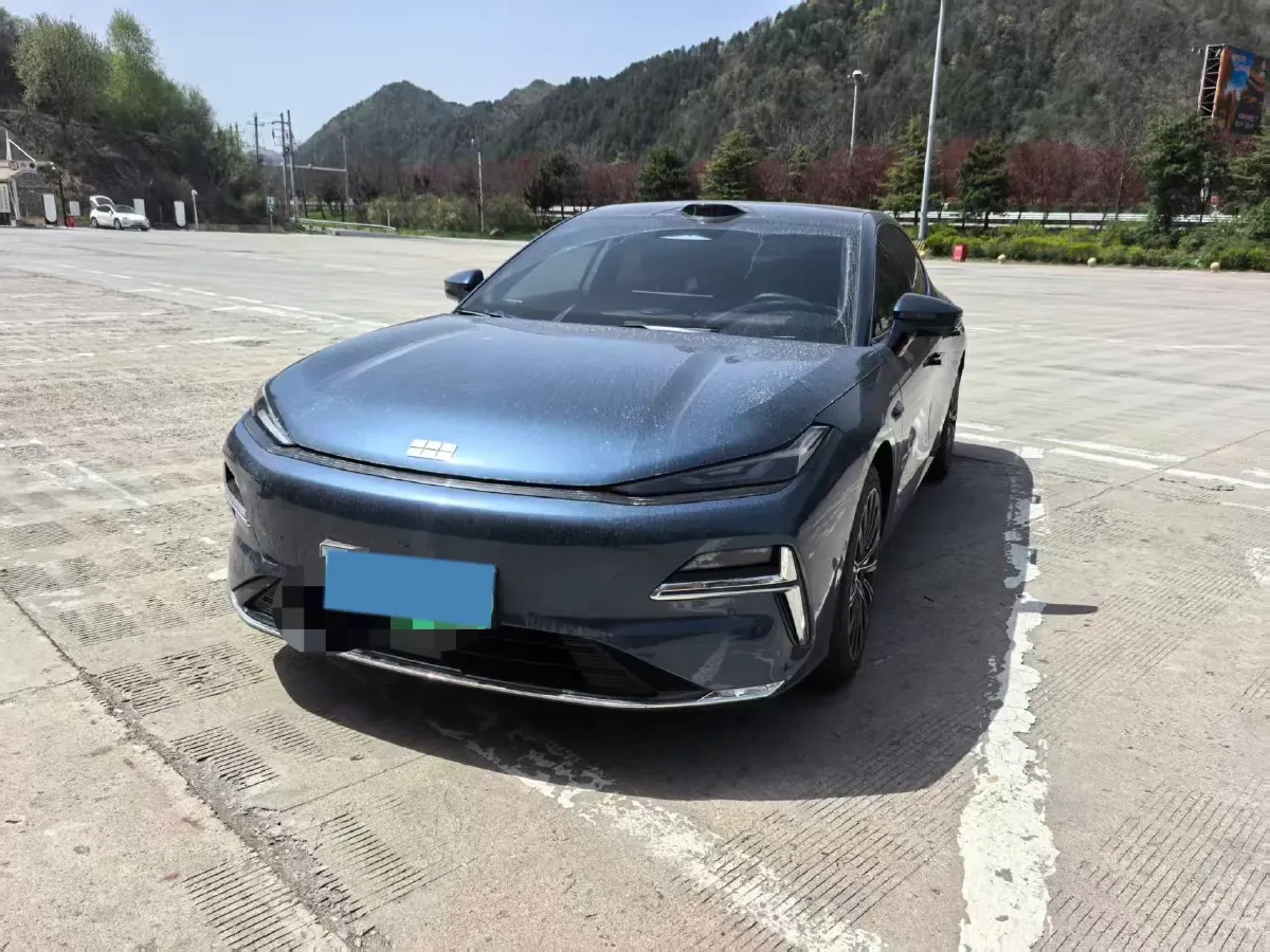 2025 Geely Galaxy Starshine 8 1.5T 163HP L4 3DHT PHEV 27.69KWH,autocango,china used car exporter,china ev exporter,chinese used car exporter,chinese used ev exporter