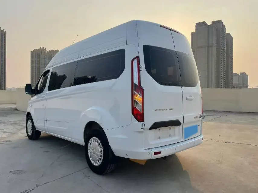 2021 Ford Transit 2.0T 121HP L4 5MT,autocango,china used car exporter,china ev exporter,chinese used car exporter,chinese used ev exporter