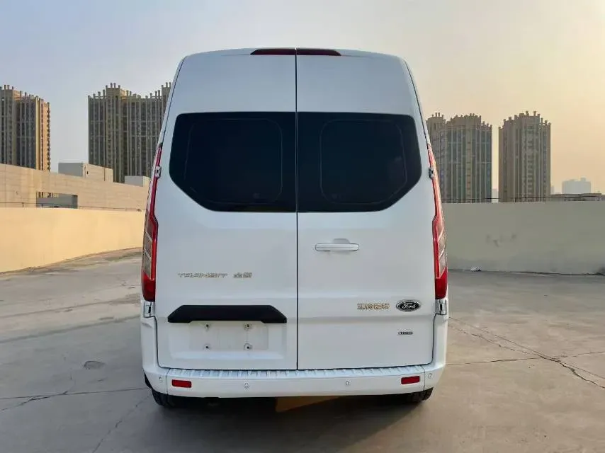 2021 Ford Transit 2.0T 121HP L4 5MT,autocango,china used car exporter,china ev exporter,chinese used car exporter,chinese used ev exporter