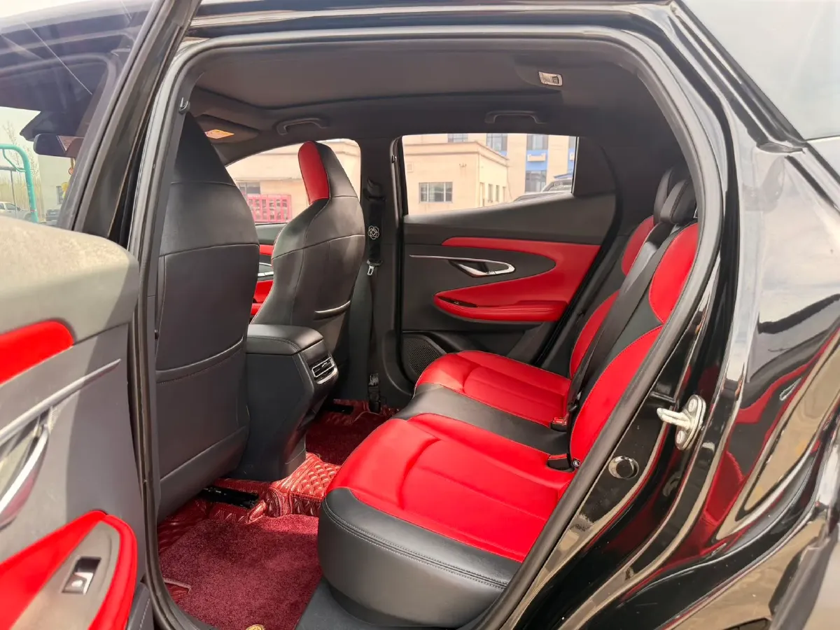 2021 ChangAn UNI-T 1.5T 180HP L4 7DCT,autocango,china used car exporter,china ev exporter,chinese used car exporter,chinese used ev exporter