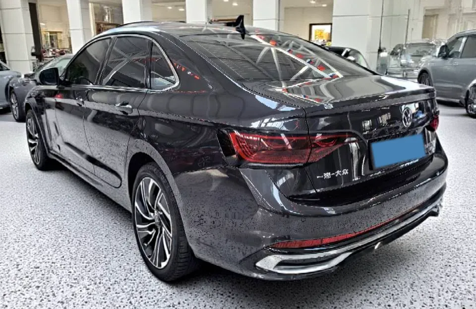 2023 Volkswagen Sagitar 1.4T 150HP L4 7DCT,autocango,china used car exporter,china ev exporter,chinese used car exporter,chinese used ev exporter