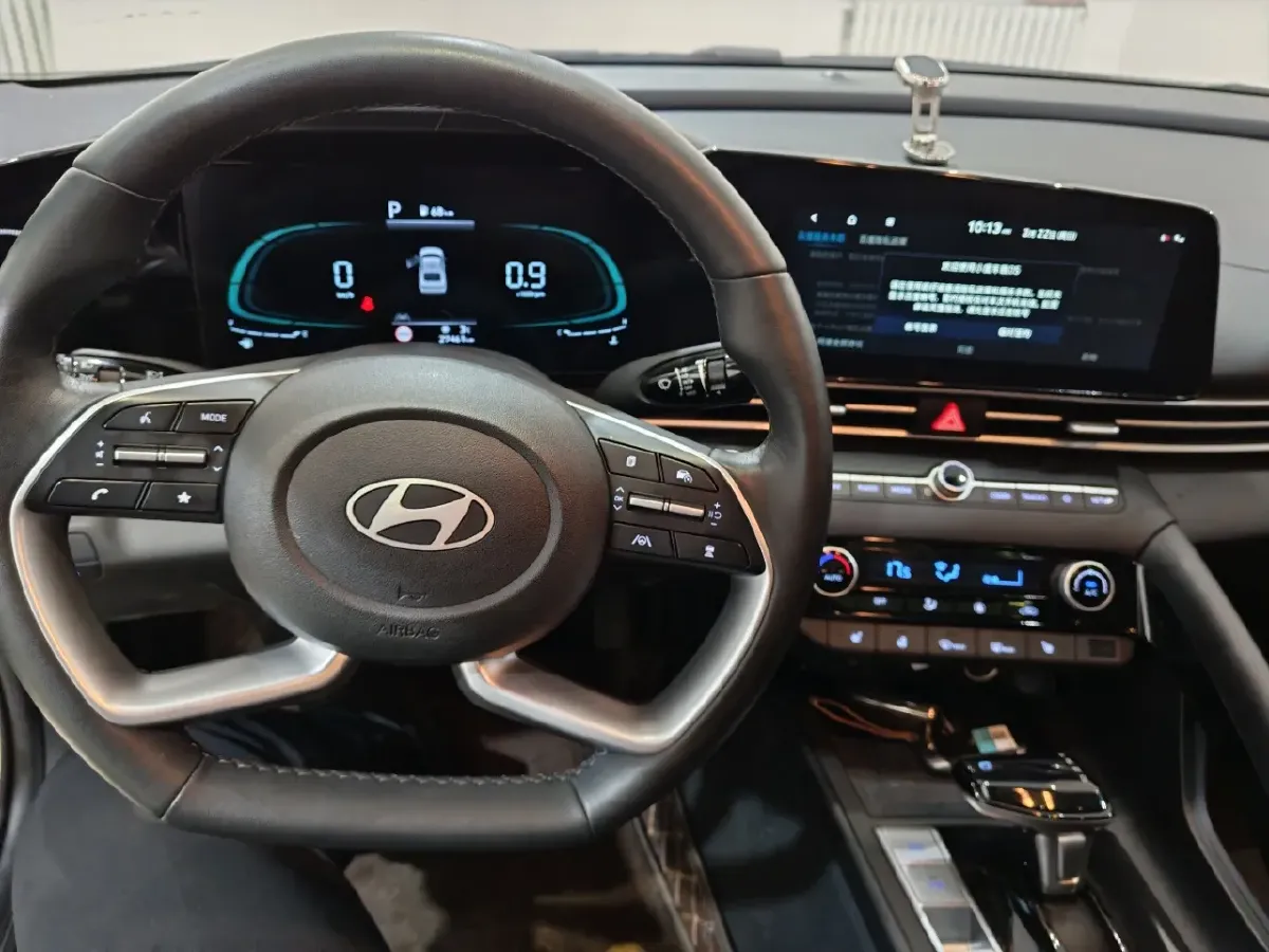 2023 Hyundai Elantra 1.5L 115HP L4 CVT,autocango,china used car exporter,china ev exporter,chinese used car exporter,chinese used ev exporter