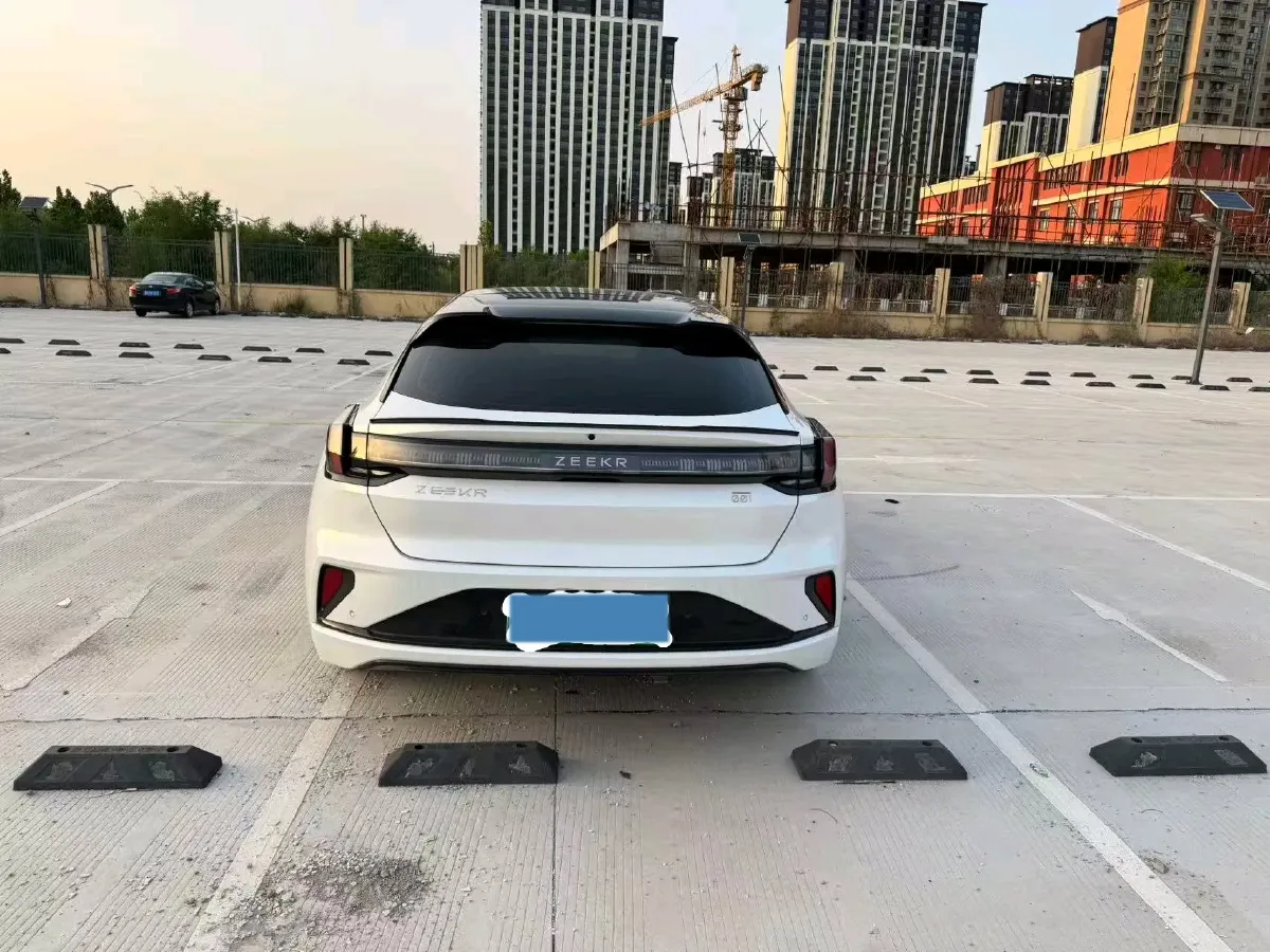 2025 Zeekr 001 BEV 95KWH,autocango,china used car exporter,china ev exporter,chinese used car exporter,chinese used ev exporter