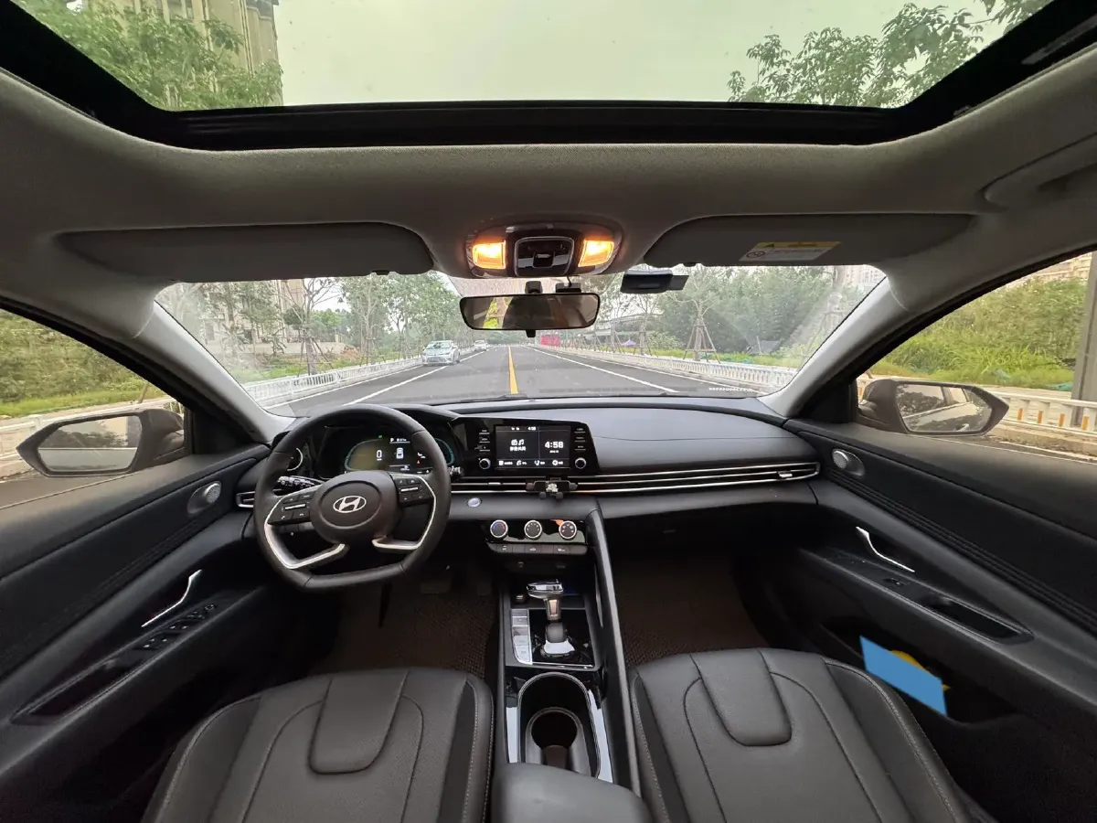 2023 Hyundai Elantra 1.5L 115HP L4 CVT,autocango,china used car exporter,china ev exporter,chinese used car exporter,chinese used ev exporter