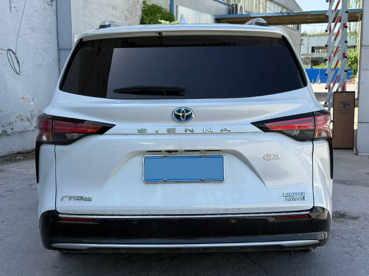 2023 Toyota Sienna 2.5L 189HP L4 E-CVT Hybrid,autocango,china used car exporter,china ev exporter,chinese used car exporter,chinese used ev exporter