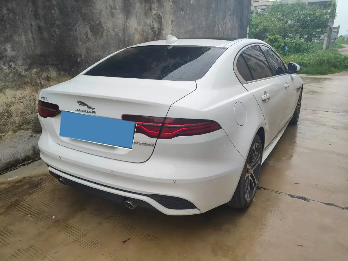 2021 Jaguar XEL 2.0T 250HP L4 8AT,autocango,china used car exporter,china ev exporter,chinese used car exporter,chinese used ev exporter