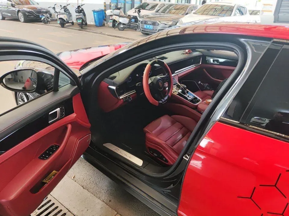 2021 Porsche Panamera 2.9T 330HP V6 8DCT,autocango,china used car exporter,china ev exporter,chinese used car exporter,chinese used ev exporter