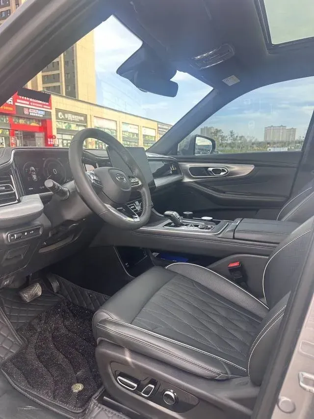 2022 GAC Trumpchi GS8 2.0T 252HP L4 8AT,autocango,china used car exporter,china ev exporter,chinese used car exporter,chinese used ev exporter