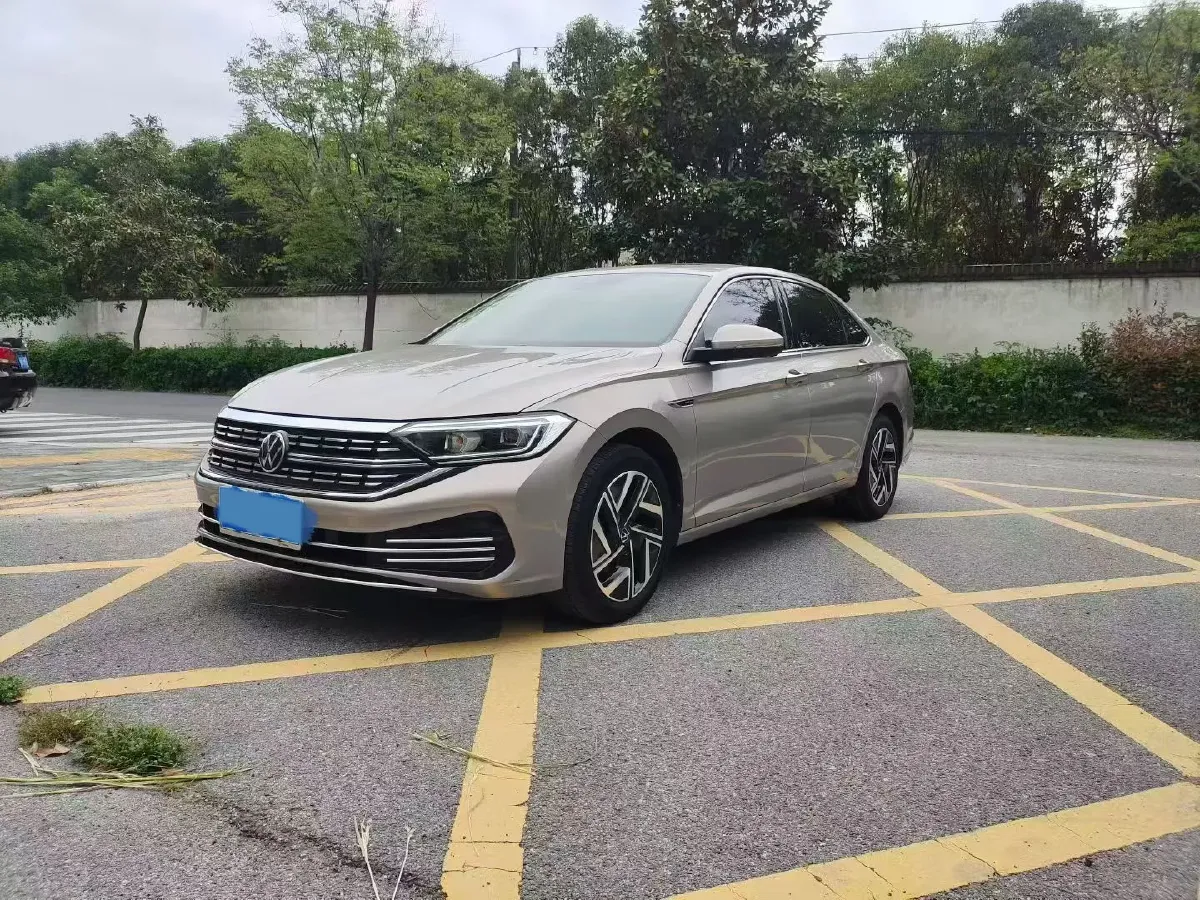 2023 Volkswagen Sagitar 1.4T 150HP L4 7DCT,autocango,china used car exporter,china ev exporter,chinese used car exporter,chinese used ev exporter