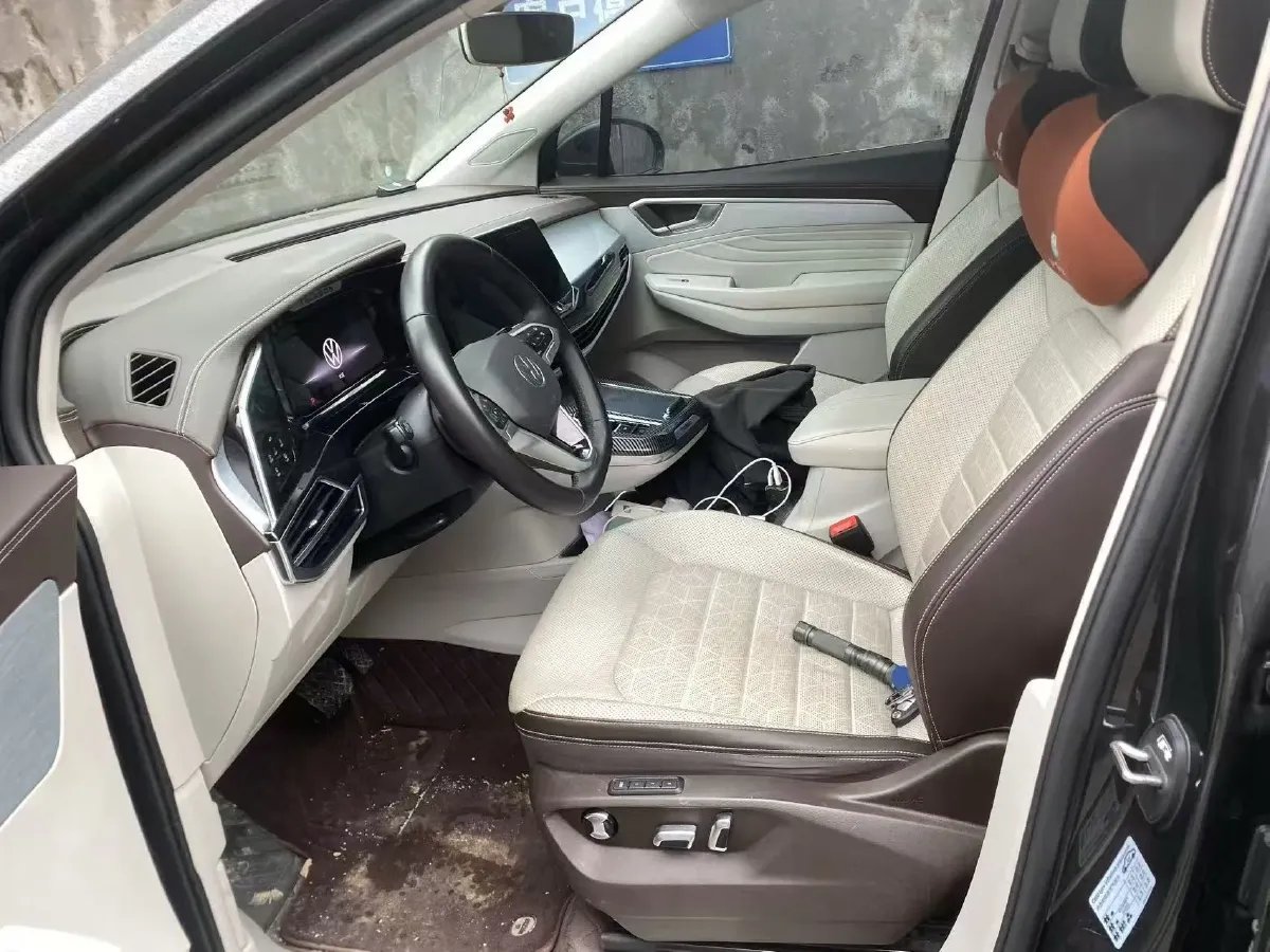 2021 Volkswagen Talagon 2.0T 220HP L4 7DCT,autocango,china used car exporter,china ev exporter,chinese used car exporter,chinese used ev exporter