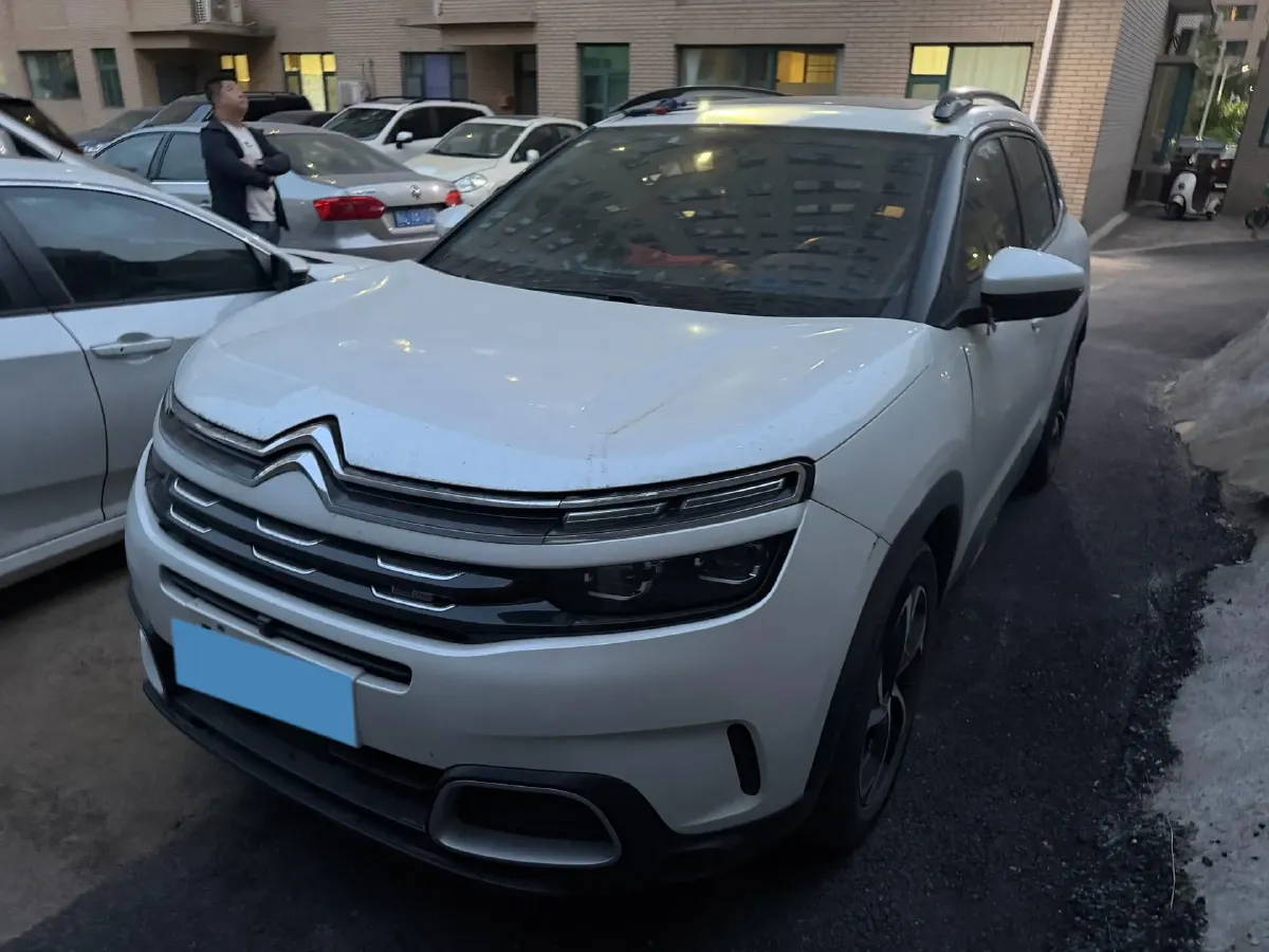 2021 Citroen C5 Aircross 1.8T 211HP L4 8AT,autocango,china used car exporter,china ev exporter,chinese used car exporter,chinese used ev exporter