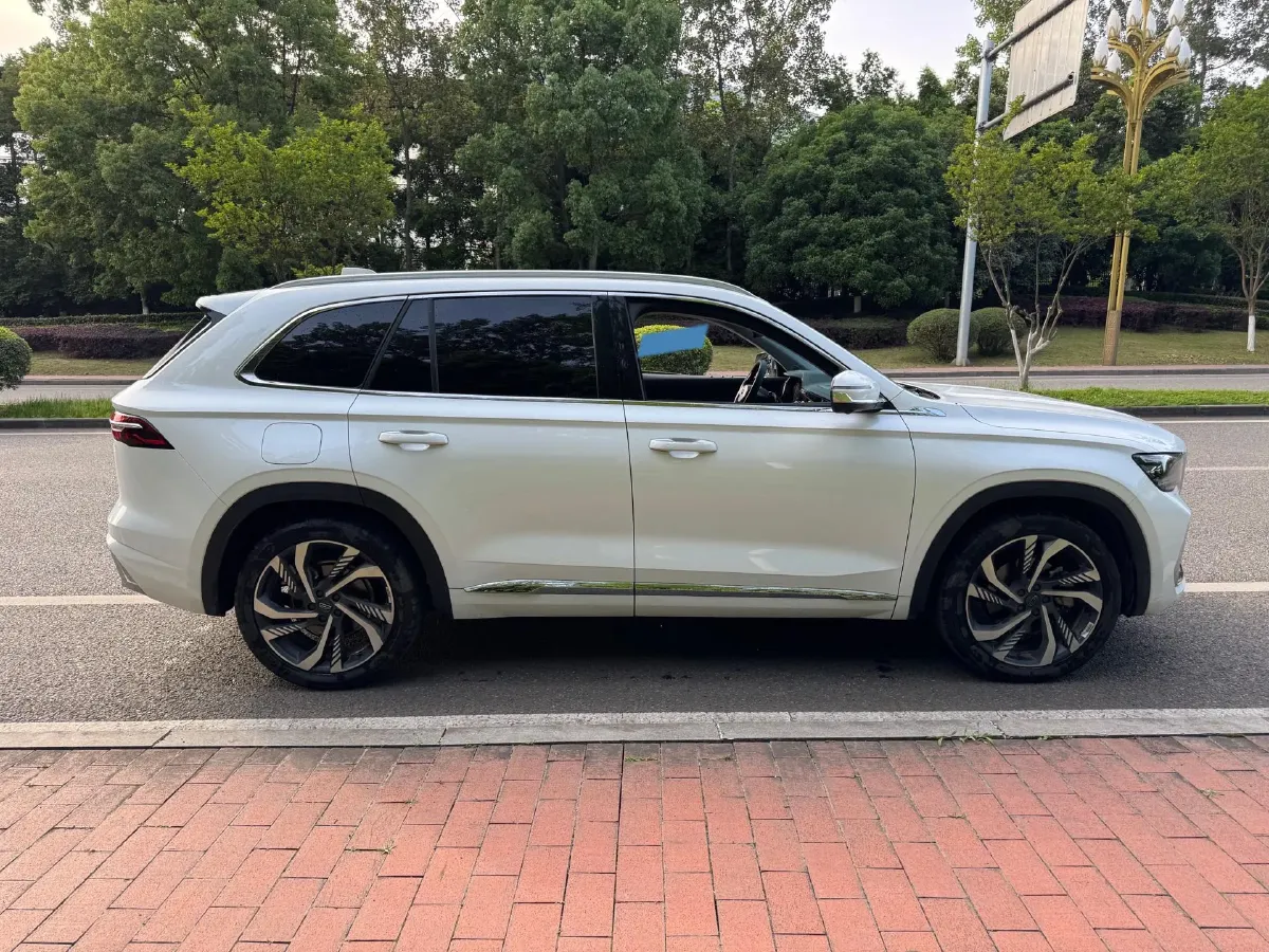 2023 Geely Monjaro 2.0T 238HP L4 8AT,autocango,china used car exporter,china ev exporter,chinese used car exporter,chinese used ev exporter