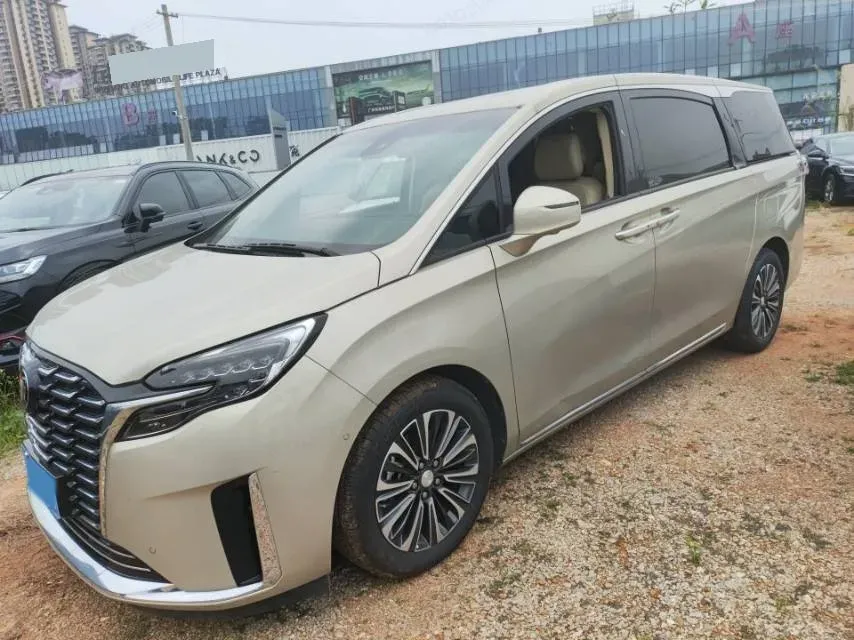 2023 Buick GL8 2.0T 237HP L4 9AT,autocango,china used car exporter,china ev exporter,chinese used car exporter,chinese used ev exporter