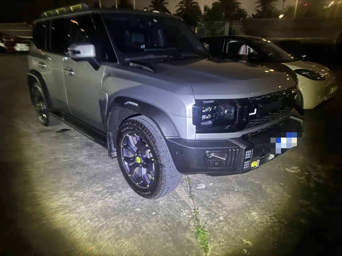 2023 Jetour Traveller 2.0T 254HP L4 7DCT,autocango,china used car exporter,china ev exporter,chinese used car exporter,chinese used ev exporter