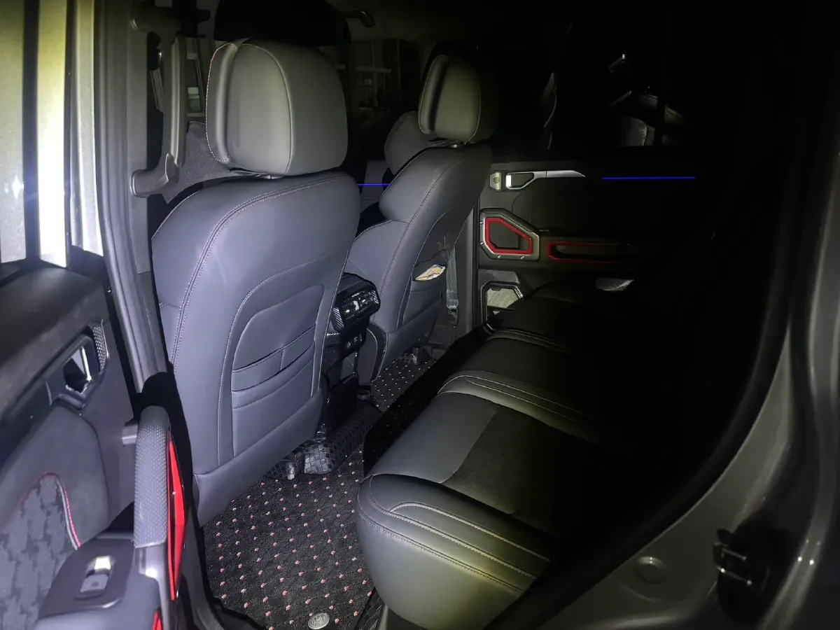 2023 Jetour Traveller 2.0T 254HP L4 7DCT,autocango,china used car exporter,china ev exporter,chinese used car exporter,chinese used ev exporter