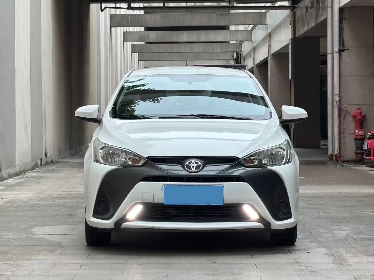 2017 Toyota Yaris L 1.5L 107HP L4 CVT,autocango,china used car exporter,china ev exporter,chinese used car exporter,chinese used ev exporter