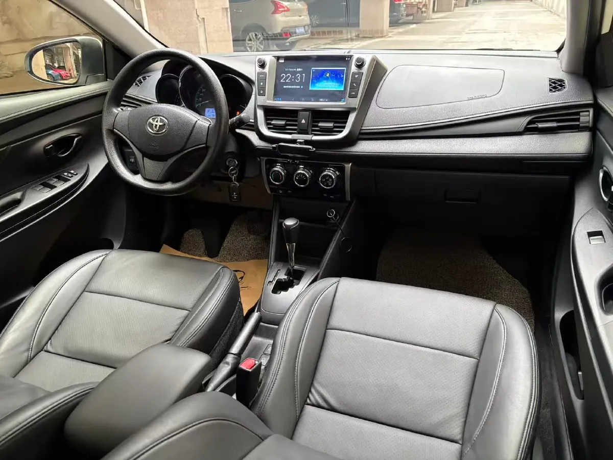 2017 Toyota Yaris L 1.5L 107HP L4 CVT,autocango,china used car exporter,china ev exporter,chinese used car exporter,chinese used ev exporter